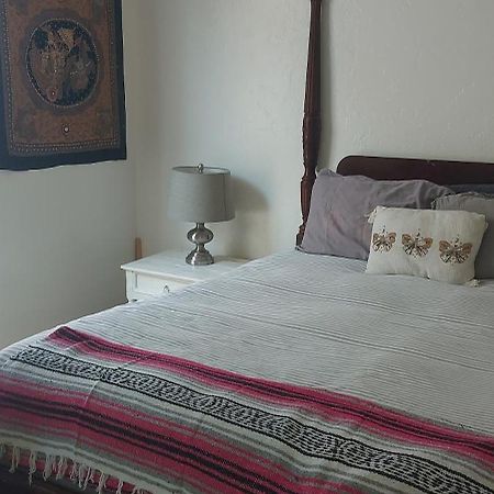 Ocean Front Vortex Female Hostel Private Rooms Free Bikes لوس أنجلوس المظهر الخارجي الصورة