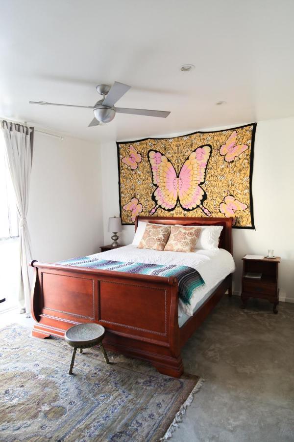 Ocean Front Vortex Female Hostel Private Rooms Free Bikes لوس أنجلوس المظهر الخارجي الصورة