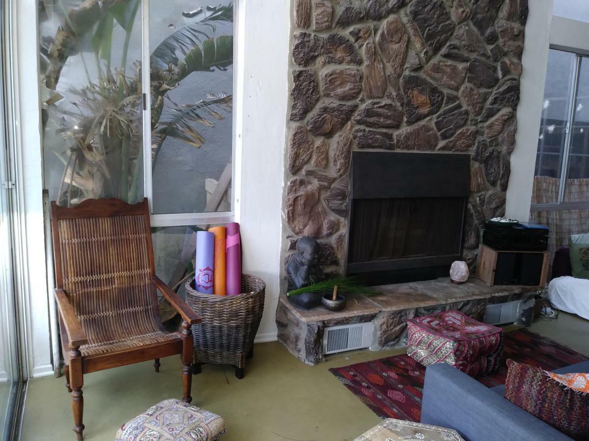 Ocean Front Vortex Female Hostel Private Rooms Free Bikes لوس أنجلوس المظهر الخارجي الصورة